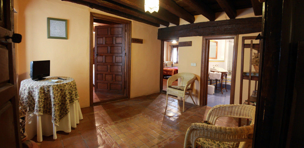 Posada El Canchal Arenas de San Pedro Eksteriør bilde